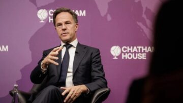 Mark Rutte warnt vor erhöhter NATO-Gefahr bei Waffenstillstand in der Ukraine. Russland könne in fünf Jahren militärisch zuschlagen, so der künftige NATO-Chef.