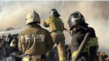 Russland meldet einen groß angelegten Drohnenangriff: Explosionen in mehreren Städten, darunter Jelabuga und Nischnekamsk in Tatarstan. 102 Drohnen sollen abgeschossen worden sein.