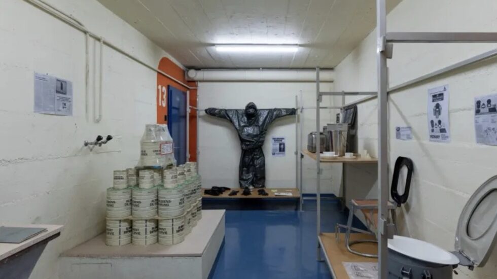 Schweizer Bunker: 8,6 Mio. Schutzplätze sind kein Zufall. Warum die Schweiz weltweiter Vorreiter beim Zivilschutz ist – und Europa aufholen muss.