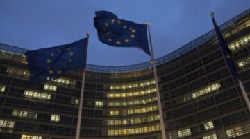 Die EU-Kommission erwägt laut Euractiv einen Strategiewechsel von Microsoft Azure zu europäischen Cloud-Anbietern – aus Sorge um digitale Souveränität und Datenschutz.