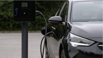 Zürich plant neue Verkehrsabgabe für Elektroautos. Bürgerliche Parteien wollen Strassenfonds retten – Linke warnen vor klimapolitisch falschem Signal.