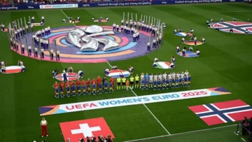 Frauen-EM 2025 startet in Basel mit Show und R&uuml;ckschlag: Schweiz verliert 1:2 gegen Norwegen. Marisa Wunderlin verantwortet das Er&ouml;ffnungskonzept.