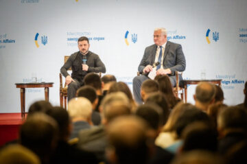 Die Ukraine gründet mit Belgien, den Niederlanden und Luxemburg das neue Format „Ukraine–Benelux“, um diplomatische Partnerschaften auf Ministerebene zu stärken.