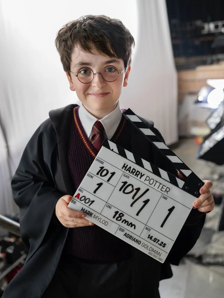 HBO zeigt erstes Bild der neuen „Harry Potter“-Serie – Fans und Presse reagieren einhellig