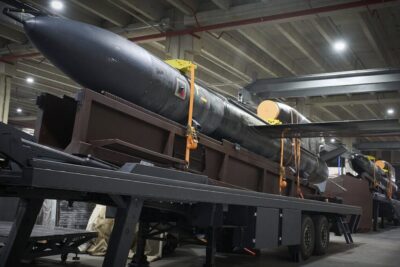 Flamingo Rakete Ukraine, Tayfun Block-4 Türkei, Hyperschallrakete Türkei, Ukraine Serienproduktion Rakete, Raketenvergleich Flamingo Tayfun