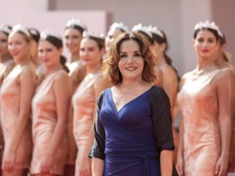 Miss Italia 2025 kehrt nach sechs Jahren zurück – mit einem strikten OnlyFans-Verbot und einer rein digitalen Übertragung über Rai-Streaming.