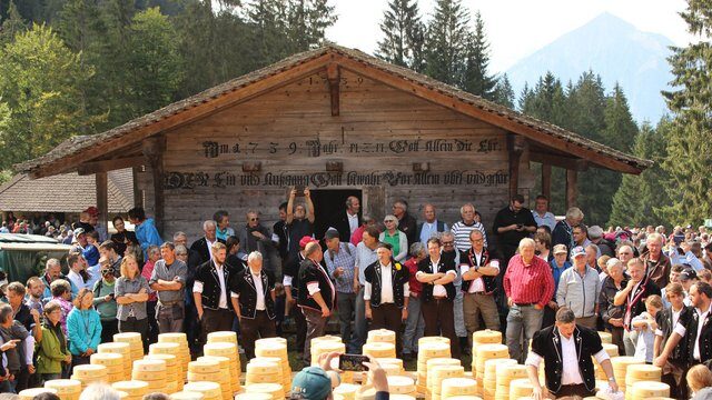 Was hat es mit dem Chästeilet im Justistal auf sich – und wann findet er statt
