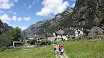 Strasse ins Bavonatal gesperrt: Murganggefahr und heftiger Regen erwarten die Region