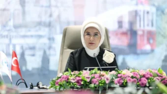 Emine Erdoğan appelliert in einem Brief an Melania Trump: Mitgefühl für Kinder in Gaza wie für ukrainische. Sie verweist auf 62.000 Tote, 18.000 Kinder.