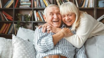 Entdecken Sie die Geheimnisse der Langlebigkeit der Schweizer: Erfahren Sie, welche Traditionen und Gewohnheiten zu einem der längsten Leben der Welt führen.