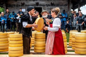 Ch&auml;steilet im Justistal 2025: 300 Jahre gelebte Schweizer Tradition am Thunersee