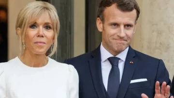 Brigitte und Emmanuel Macron reichen eine Verleumdungsklage in den USA ein, um Ger&uuml;chte &uuml;ber das Geschlecht der franz&ouml;sischen First Lady zu widerlegen. Die Familie legt Foto- und wissenschaftliche Beweise vor.