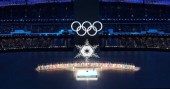 Entdecken Sie die Schweizer Athleten der Olympischen Spiele 2025, ihre Vorbereitung, Medaillenchancen, Innovationen in der Sportwissenschaft und öffentliche Engagementprogramme.