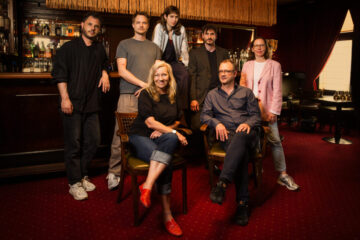 Der neue SRF Krimihit Blind begeistert die Schweiz. Alle Infos zur Handlung, den Darstellern aus Bern und Zürich und dem Produktionsniveau.