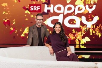Erfahren Sie, warum SRF Happy Day die erfolgreichste Unterhaltungsshow der Schweiz ist. Überraschungen, Wiedersehen und die emotionale Kraft des Live-Publikums.