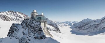 Planen Sie Ihren Jungfraujoch 2025 Besuch! Alle Routen, Preise und die schnelle Bahnverbindung mit dem Eiger Express. Der Reise-Guide Schweiz.