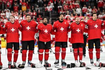 Eishockey WM 2026 in der Schweiz: Erfahren Sie alle Fakten zu Terminen (15.–31. Mai), Gruppen (Zürich/Fribourg) und Ticketpreisen. Grosses Turnier erwartet.