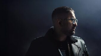 Die deutsche Netflix-Doku „Babo – Die Haftbefehl-Story“ (Aykut Anhan) erobert Platz 1 der Charts in Deutschland. Produziert u.a. von Elyas M'Barek.