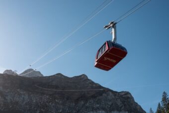 Planen Sie Ihren Pilatus Ausflug 2025! Erleben Sie die steilste Zahnradbahn und die Seilbahn. Tipps zur Goldenen Rundfahrt und Aussicht über den Vierwaldstättersee.