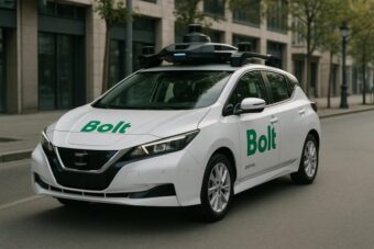 Bolt kooperiert mit Pony.ai, um fahrerlose Robotaxis (Level 4) in Europa einzuführen. Erfahren Sie den detaillierten Fahrplan bis 2027, die Herausforderungen der DSGVO und den Wettlauf mit Waymo und VW.