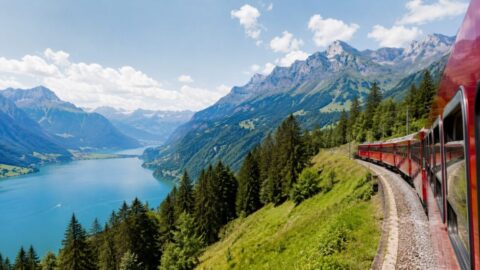 Z&uuml;rich Tagesausflug mit Zug 2026: die besten Ziele am See, in den Bergen und bei Regen. Tipps f&uuml;r Luzern, Rigi, Rheinfall, Baden und Indoor-Orte